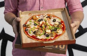 Blaze Pizza Keto Pizza Has a Keto Crust