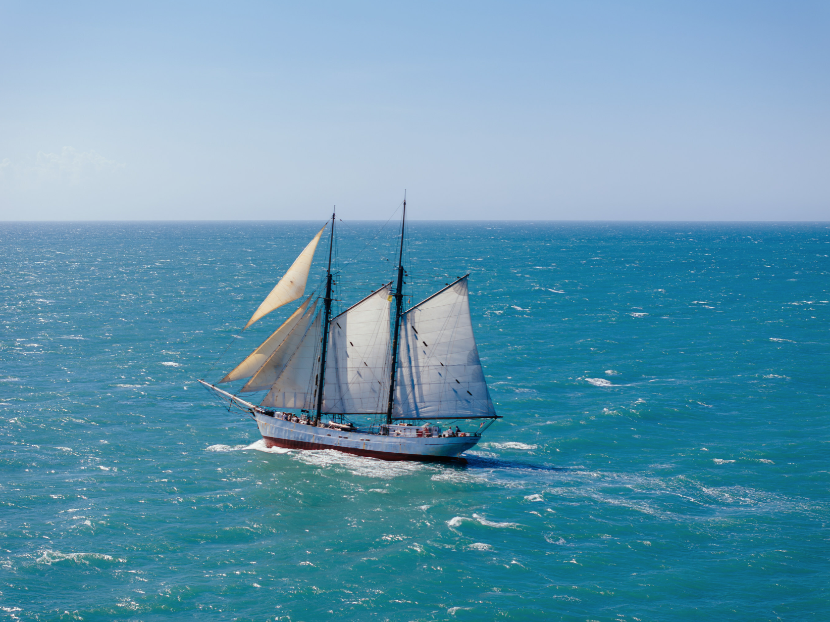 Le premier voilier cargo de Café William quittant le port de Santa Marta le 18 décembre. (Groupe CNW/Café William) 